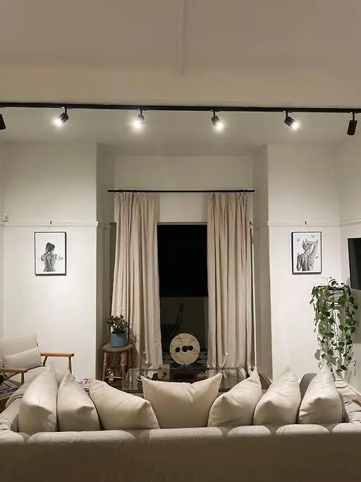 Art Deco Apartment In Cape Town